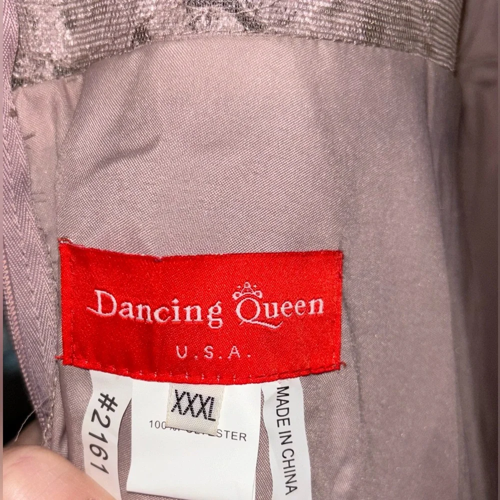 Worn once Mauve Prom dress - Picture 6 of 7